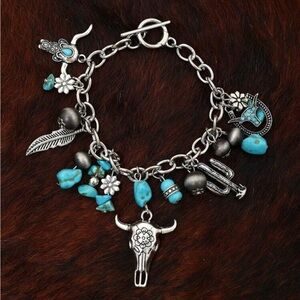 NWOT Country Charm Bracelet